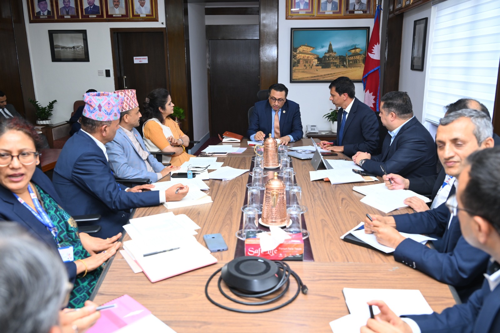 बजेटले घोषणा गरेका आर्थिक सुधारका नीतिगत र कानुनी जटिलताका विषय मिसन मोडमा फुकाऔँ: अर्थमन्त्री वाग्ले